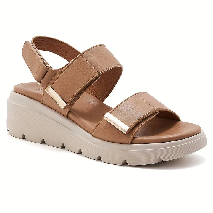 Plateau Sandals
