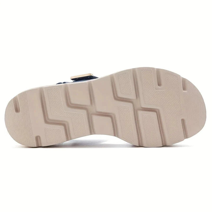 Plateau Sandals