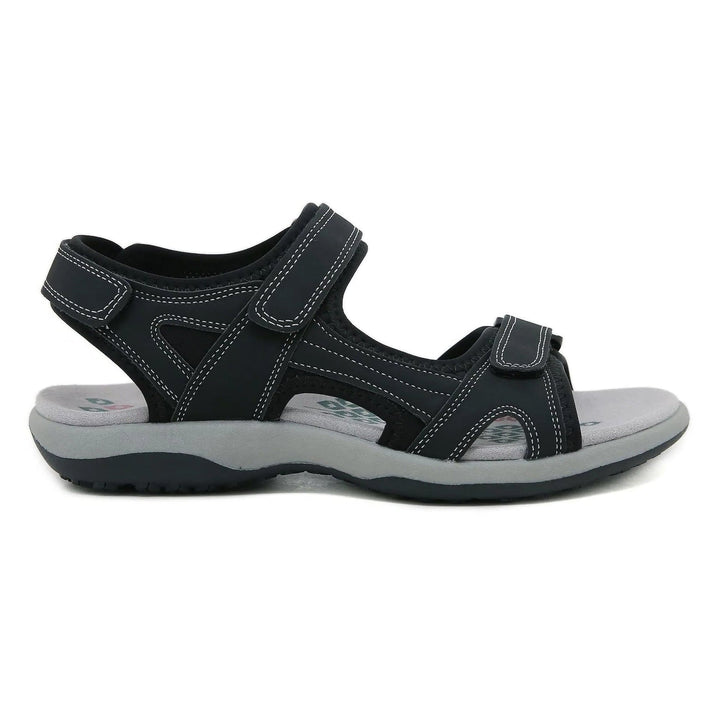 Hiking sandals with reinforced heel